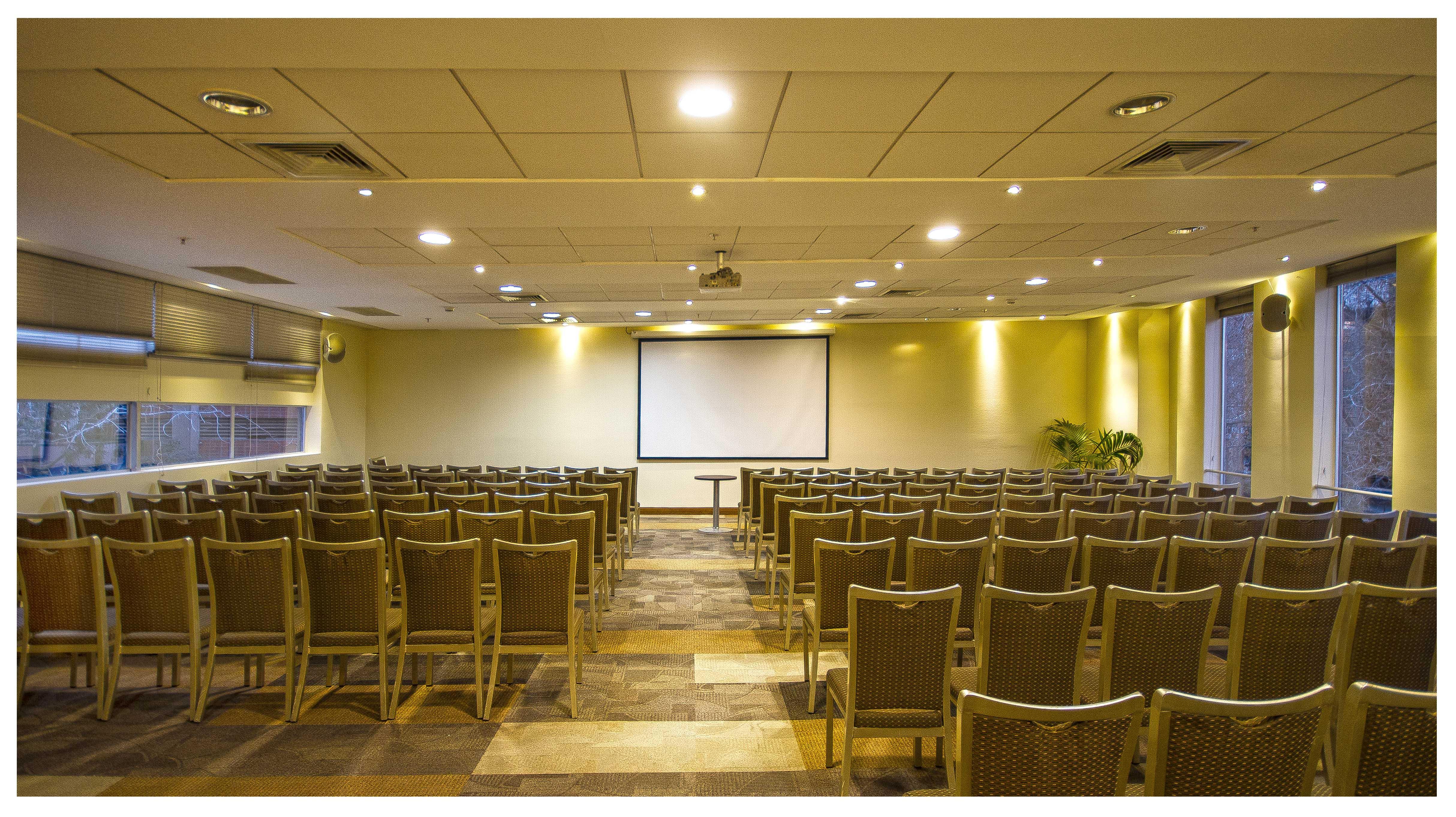 Pullman El Bosque Hotel